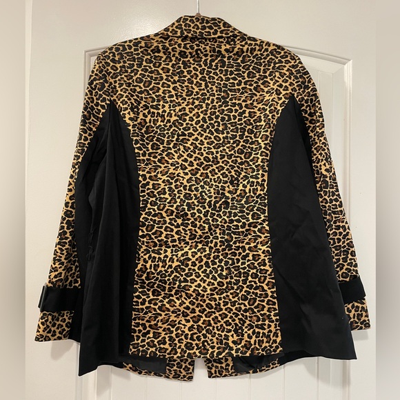 Animal Print Blazer Jacket with Black Paneling | Tailored Fit - NWT - Picture 4 of 6